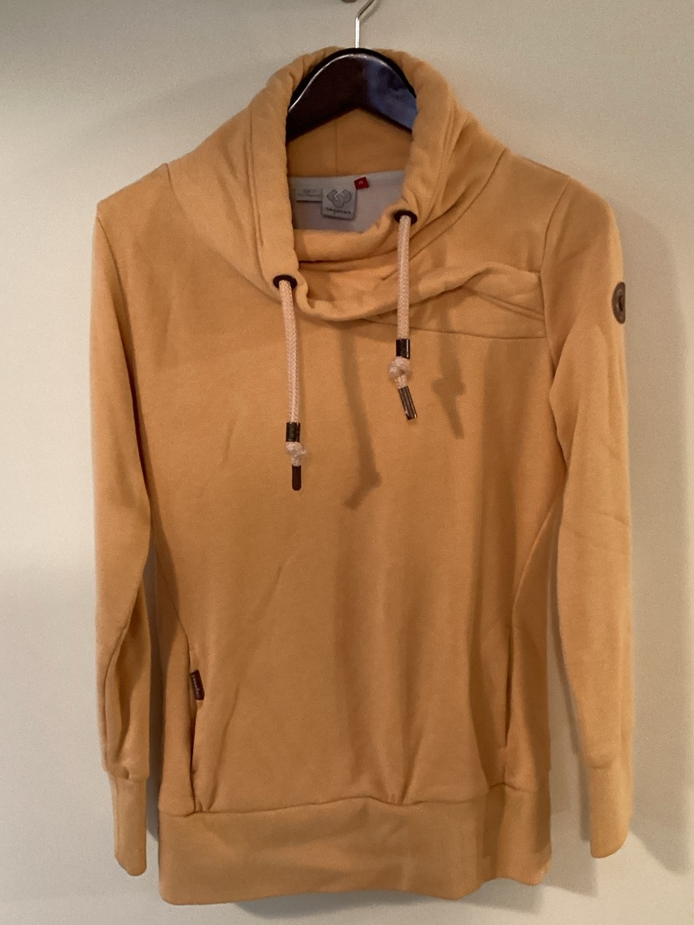 Women’s Funnel Neck Pullover Sweater in Mustard